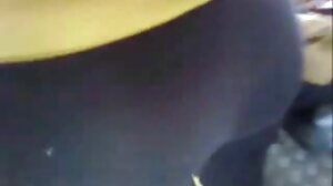 Η Nia Nacci γαμημένη στην κρεβατοκάμαρα με σεξ βιντεο μιλφ τα μαύρα μαλλιά της