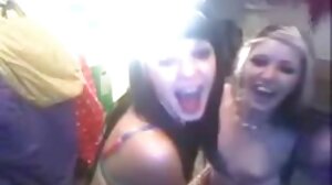 Η Leah Gotti γαμιέται στην κρεβατοκάμαρα με τα ελληνικα σεξ βιντεοσ μεγάλα βυζιά της